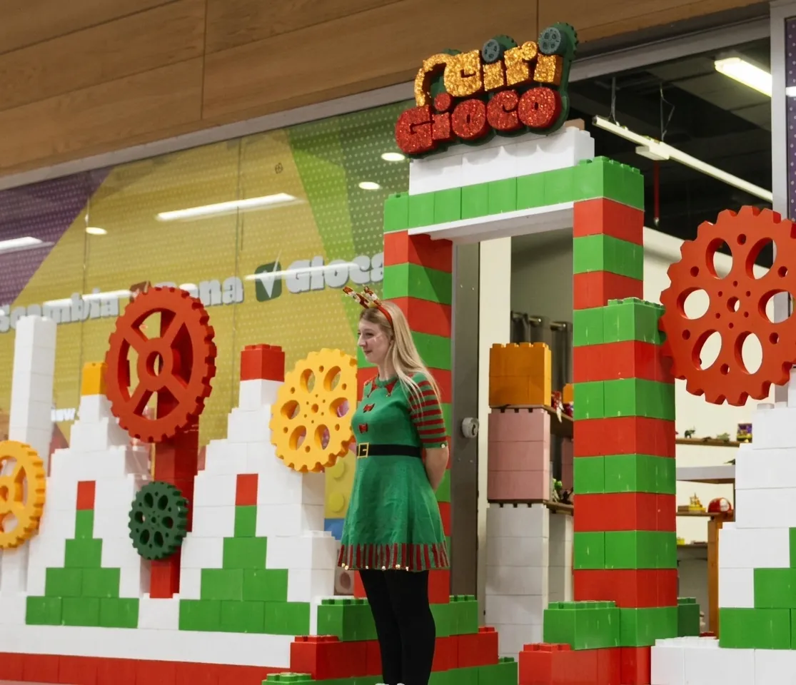 Ci-Ri Gioco — Raccolta solidale di giocattoli e riciclo creativo, tra mattoncini giganti.
